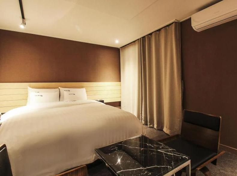Gangnam Blanc Motel Seul Dış mekan fotoğraf